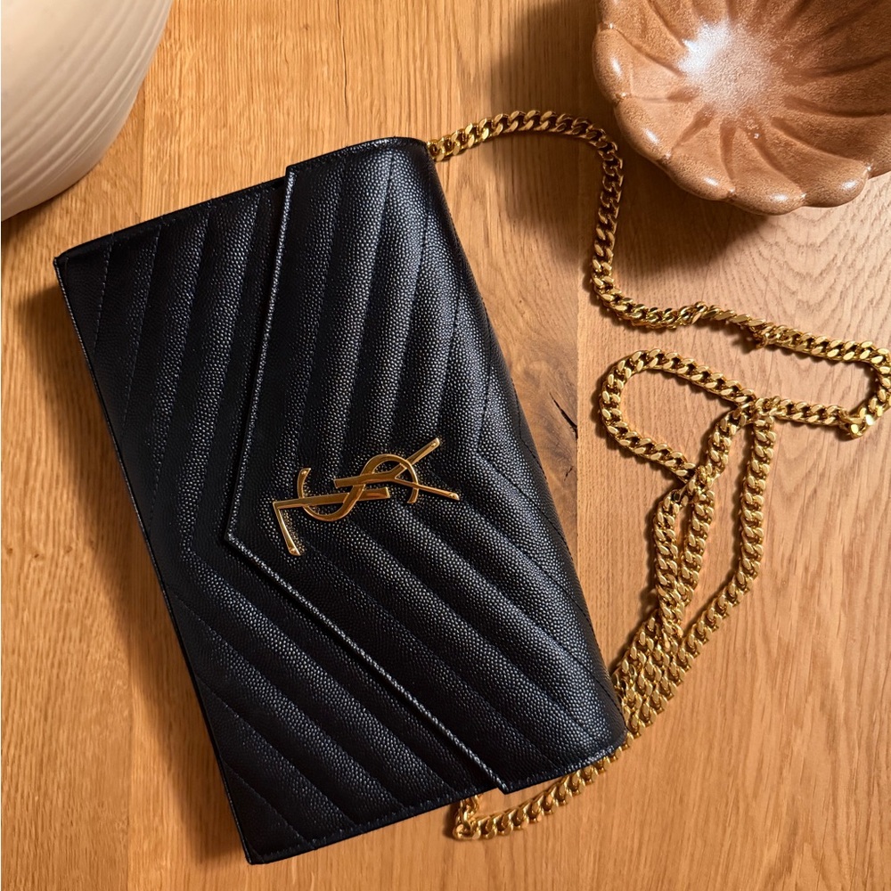 YVES SAINT LAURENT WALLET ON CHAIN